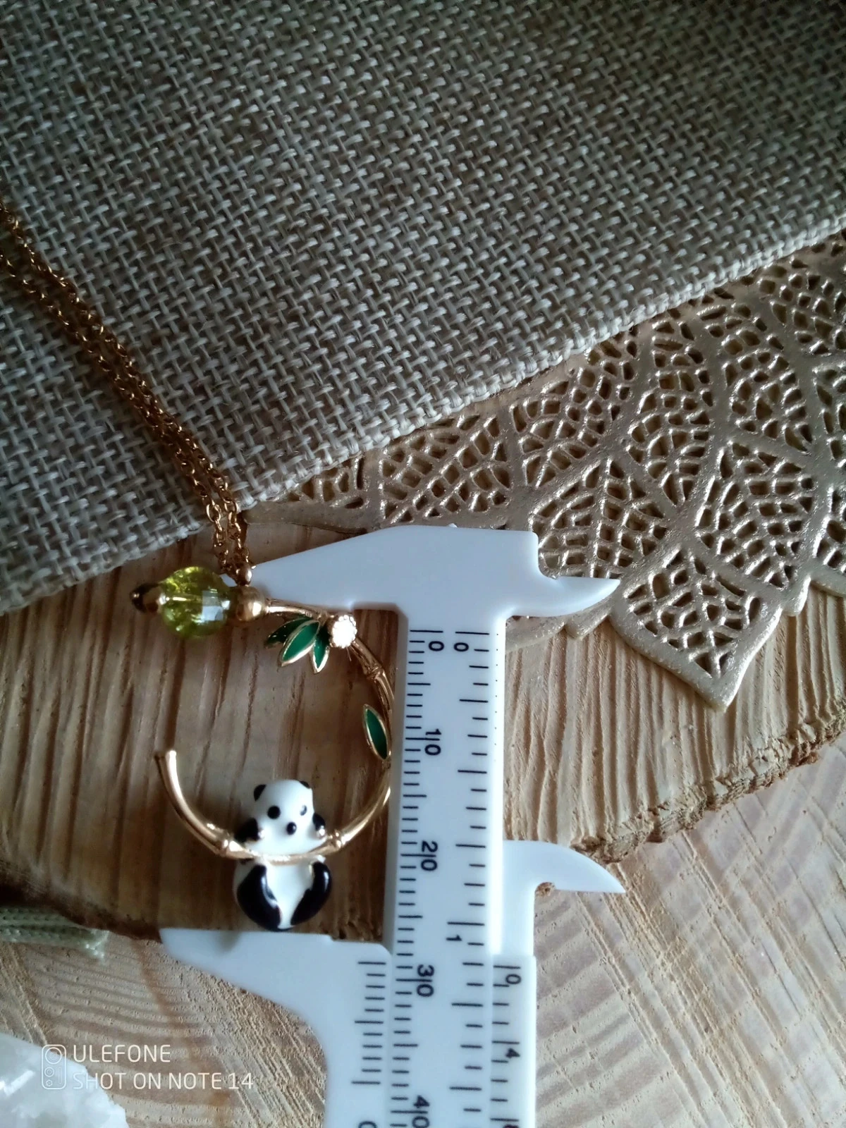 Panda and natural peridot stone necklace – photo 3